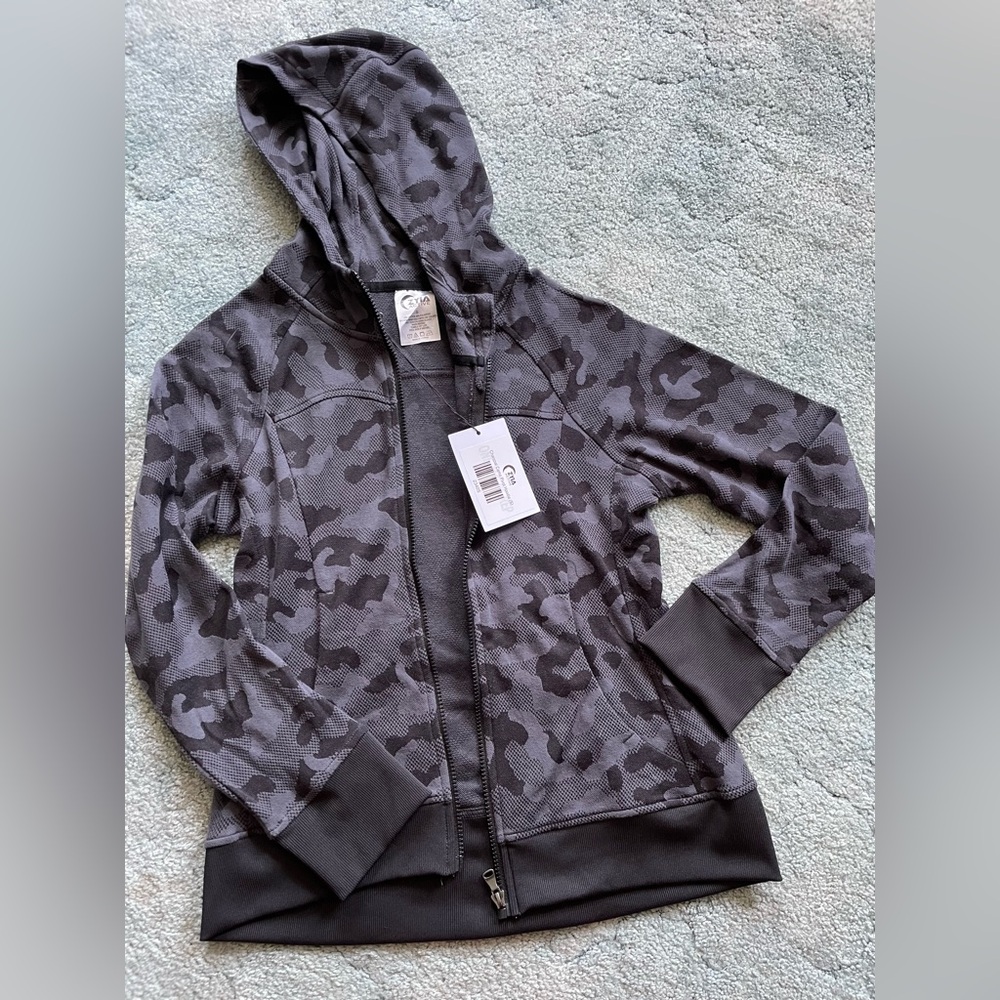 NWT Zyia Charcoal Camo Pivot Hoodie